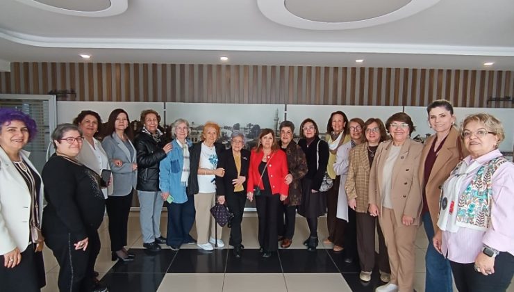 Adana Kız Lisesi Mezunları Derneği’nde yeni dönem