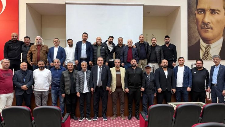 Adana’da Futbol Zirvesi! Kulüpler ve Kurumlar Bir Arada