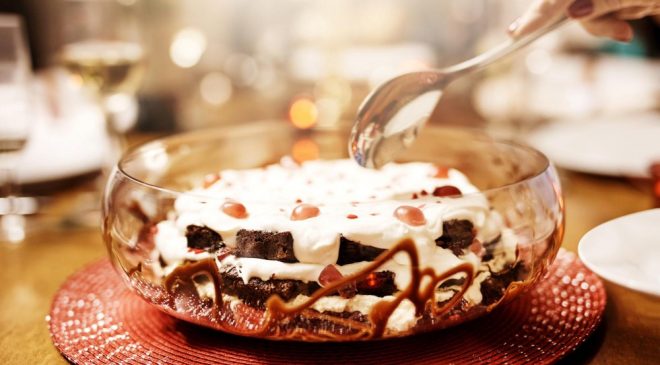 Uzmandan Bayramda Tatlı Uyarısı: “Azı Karar, Çoğu Zarar!”