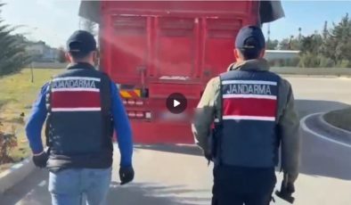 Adana’da 2 Bin Litre Kaçak Alkol Ele Geçirildi