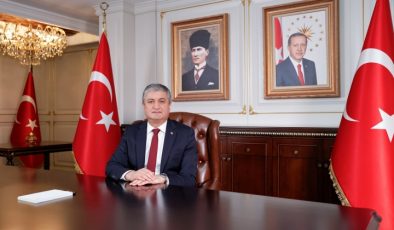 Adana Valisi Yavuz: Mehmet Âkif’in İdealleri Gençlere Rehber Olmalı