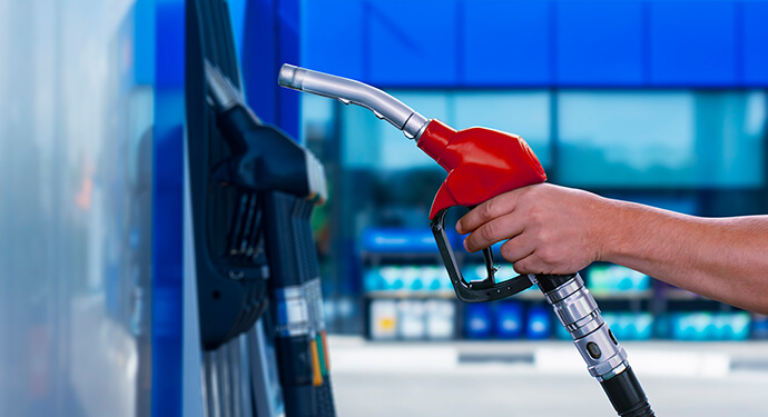 Motorine 6,69 TL Zam İptal! Sürücülere Gece Yarısı Müjdesi