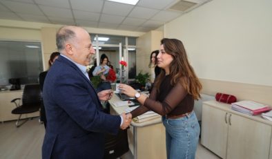 Başkan Demirçalı’dan Kadın Personele 8 Mart Ziyareti