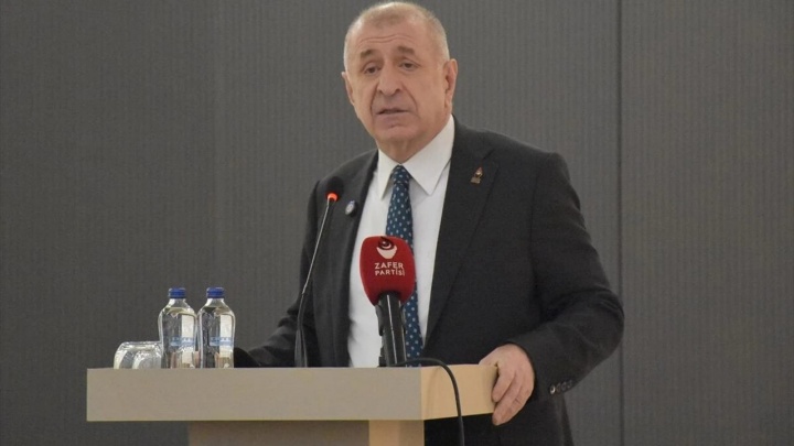 Özdağ, Adana’da Partililerle İftar Sofrasında Buluştu