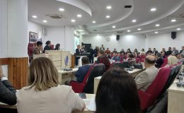 CHP’li Atikaslan Seyhan Meclisi’nde konuştu