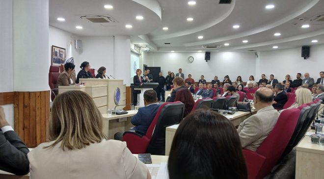 CHP’li Atikaslan Seyhan Meclisi’nde konuştu