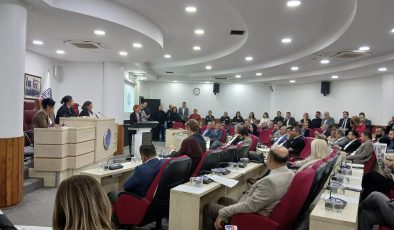 Seyhan’da Kritik Seçim! Mecliste Görev Dağılımı Netleşti