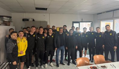 Adana 01 FK şampiyonluk yolunda! Erbaaspor deplasmanına hazır