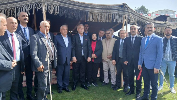 Binler Karaisalı’da Buluştu! Kuva-yi Milliye Coşkusu Gündem Oldu