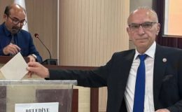 YÜREĞİR’DE DENGE DEĞİŞMEDİ! 21 OYLA ZAFER