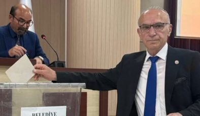 YÜREĞİR’DE DENGE DEĞİŞMEDİ! 21 OYLA ZAFER