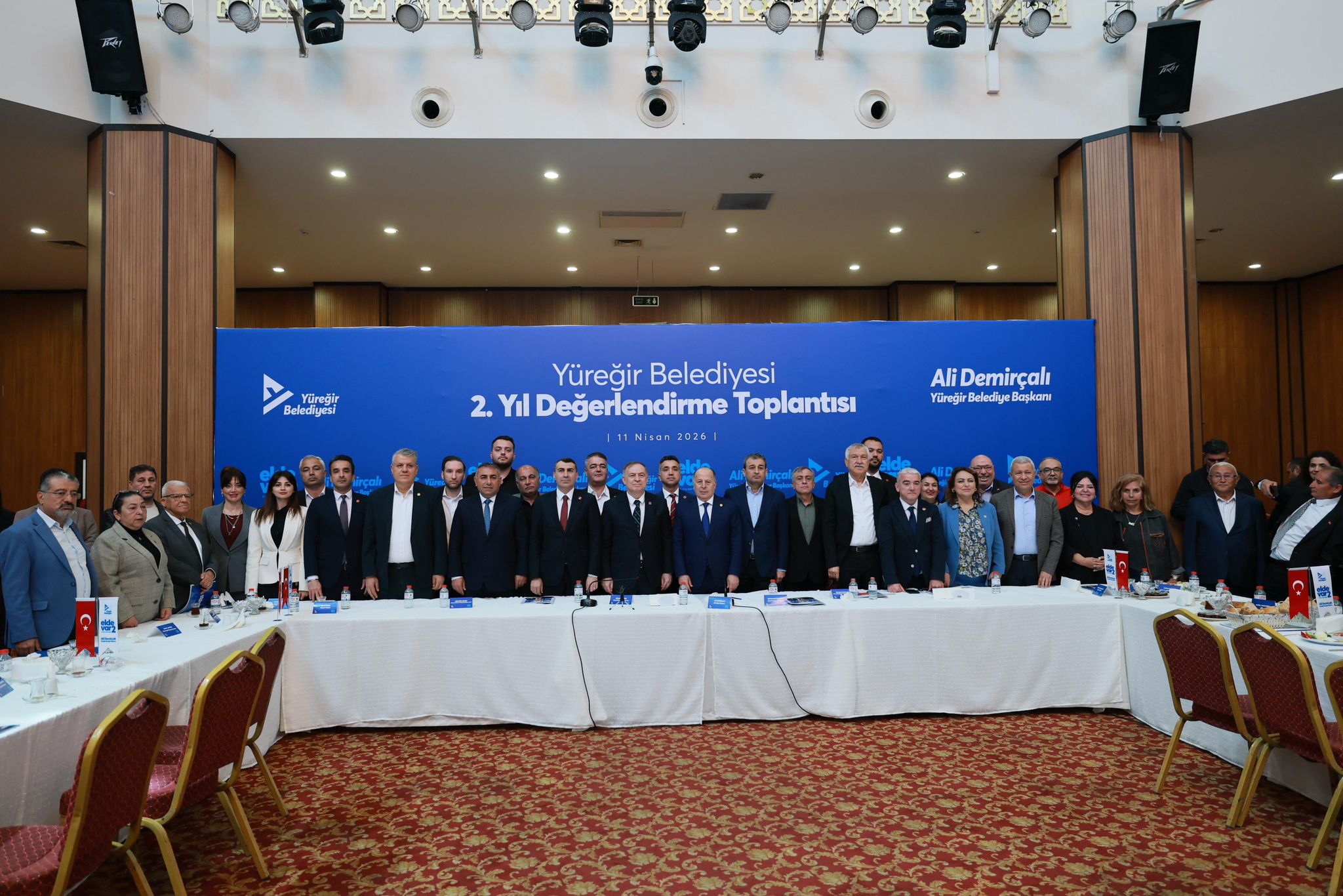 “Elde Var 2” Toplantısı Siyasetin Gündemine Oturdu