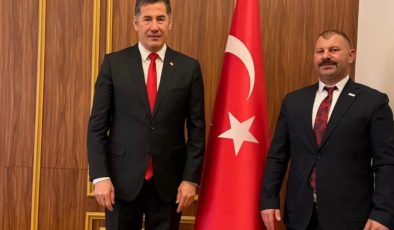 Türkiye İttifakı Partisi Adana Teşkilatı’ndan Gençler İçin Umut Projesi