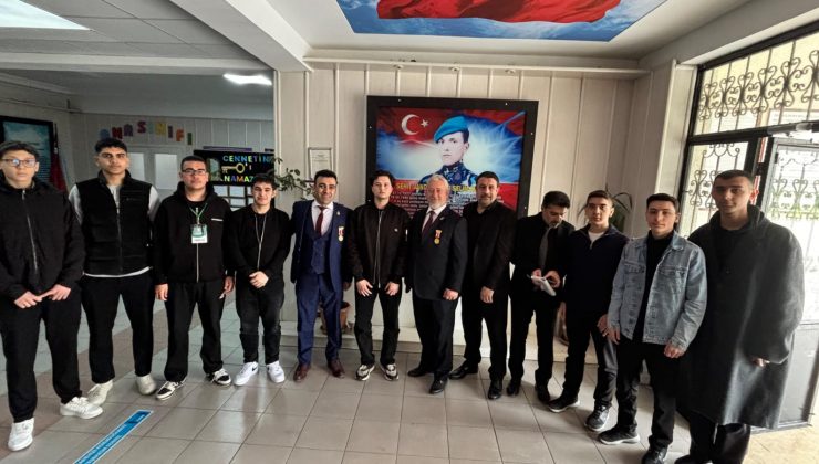 Şair-Yazar Gökhan Serter’den “Gazâ Anlayışı ve Gazilik” Konferansı