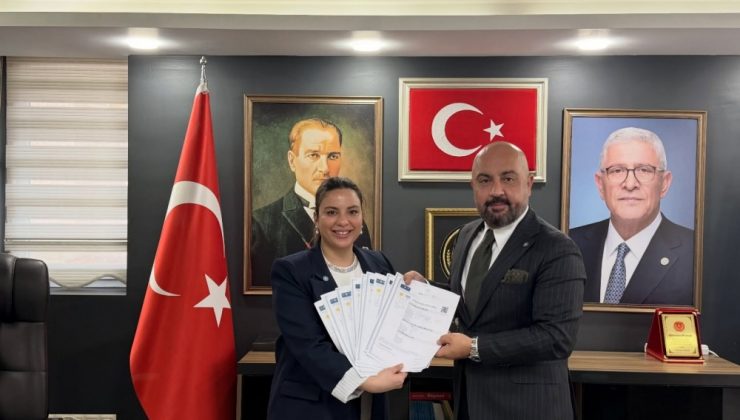 Adana Zirvede! İYİ Parti Kadın Üyede Türkiye Birincisi