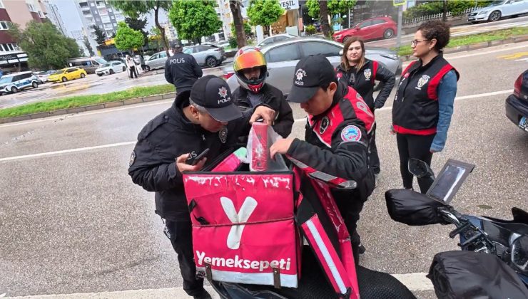 Adana’da Okul Çevrelerine Sıkı Denetim: 881 Kişi Sorgulandı